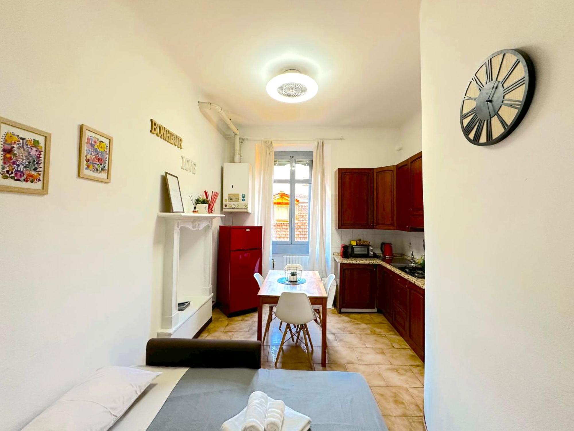 Apt Vicino Alla Metropolitana Porta Romana, 4 Minuti Da Duomo, Free Wifi&Netflix Milano Dış mekan fotoğraf